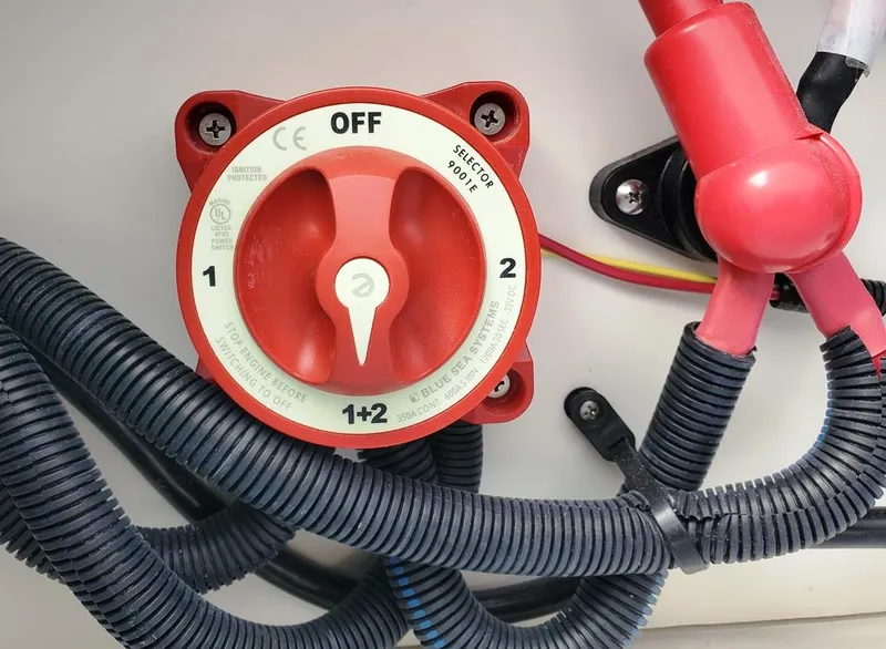 Slide: The Image of Dual battery system w/ switch - 28