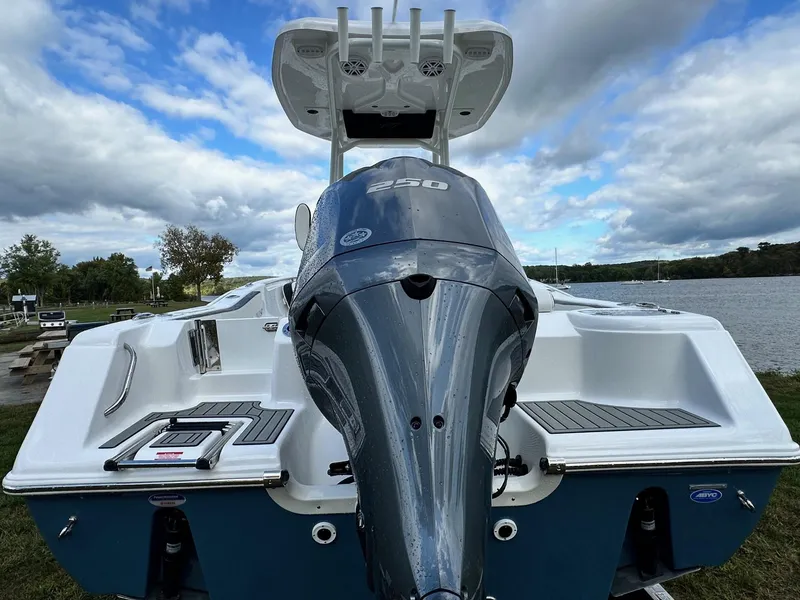 Slide: The Image of Tidewater 220 Center Console 2025 - 12