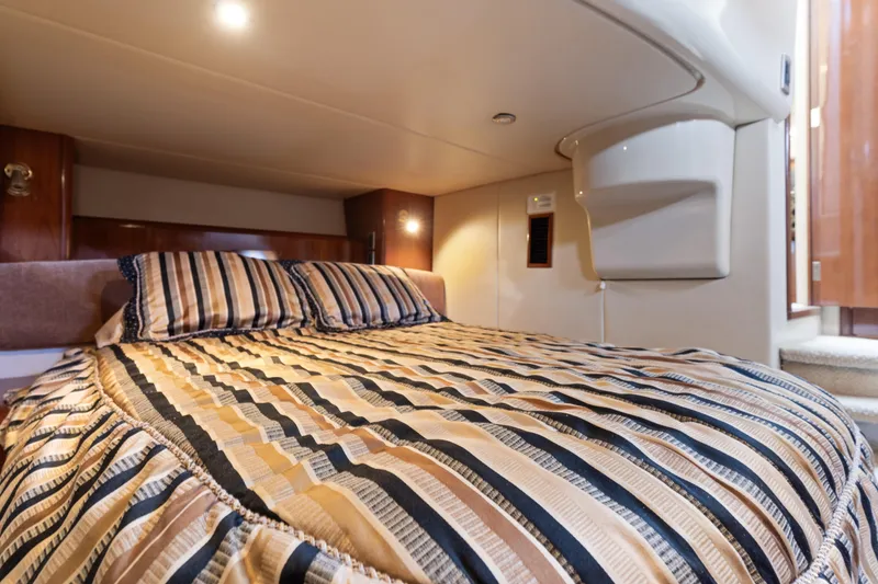 Slide: The Image of Guest Stateroom - 17