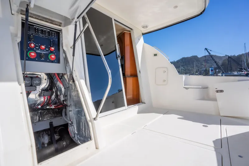 Slide: The Image of Aft Deck - 24