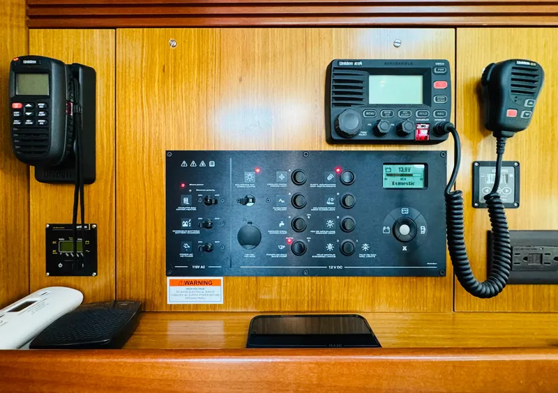 Slide: The Image of Control panel of a 2007 Jeanneau Sun Odyssey 36i sailboat. - 39