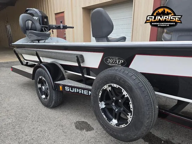 Slide: The Image of 2018 Supreme 207XP boat with seating, displayed at Sunrise Marine & Motorsports. - 24