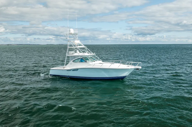 Slide: The Image of Tiara 4200 Open 2007 - 12