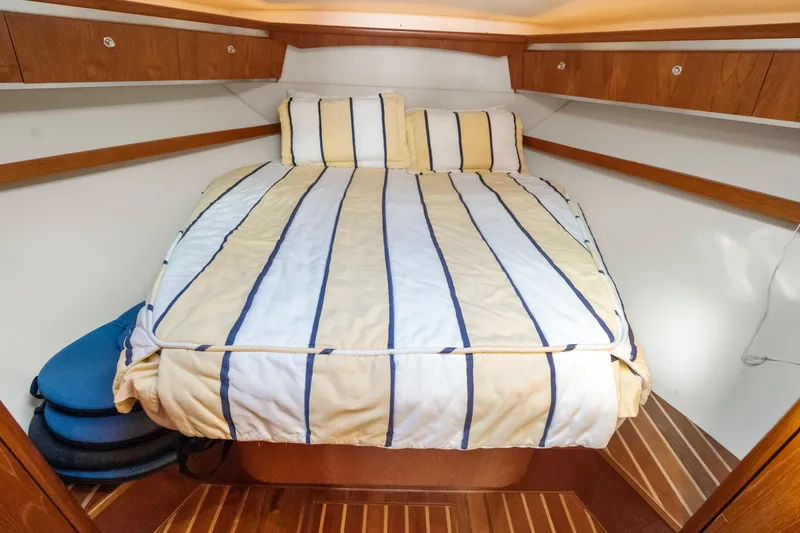 Slide: The Image of Tiara 4200 Open 2007 - 34