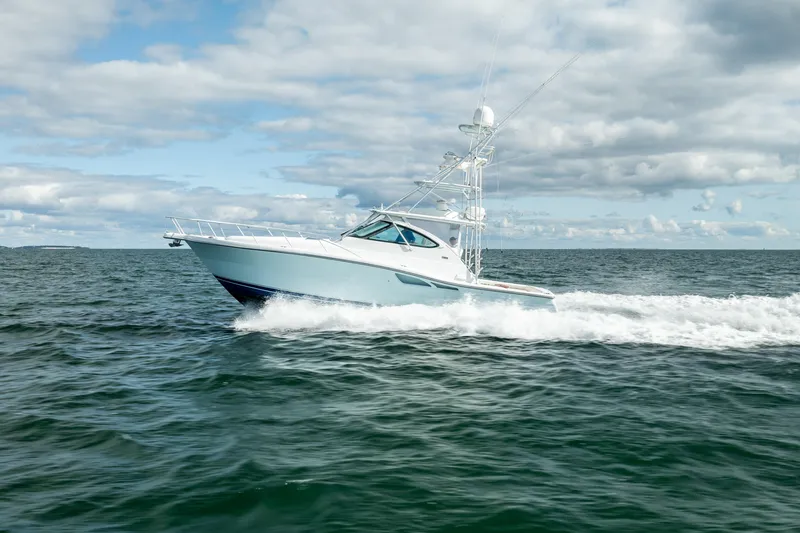 Slide: The Image of Tiara 4200 Open 2007 - 5