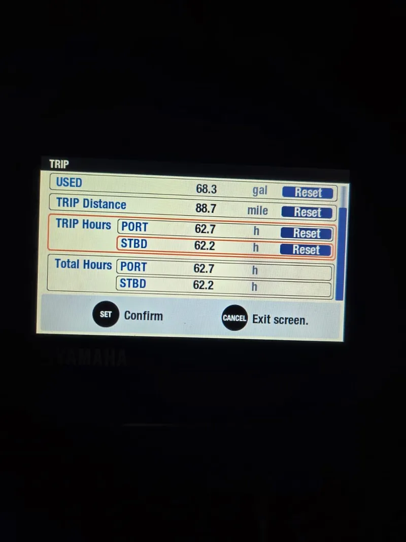 Slide: The Image of Display screen showing trip data for Jeanneau NC 895 Sport 2020, including fuel usage and hours. - 26