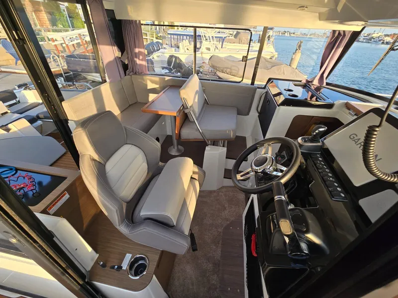 Slide: The Image of Jeanneau NC 895 Sport 2020 - 63