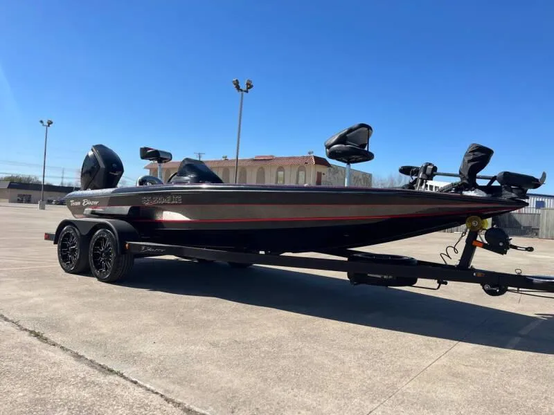 The Image of 2020 Blazer 625 Pro Elite boat on trailer in parking lot. - 0
