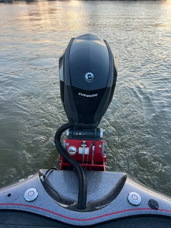 Slide: The Image of 2020 Blazer 625 Pro Elite boat on trailer in sunny parking lot. - 15