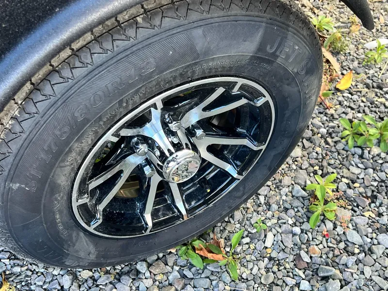 Slide: The Image of G3 Gator Tough 1548 VBW 2025 - 5