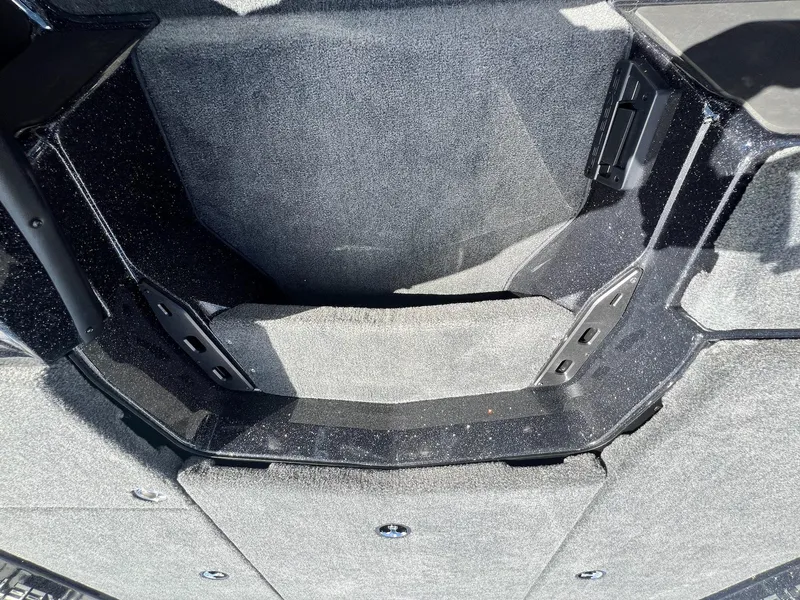 Slide: The Image of Skeeter ZXR21 2025 - 22