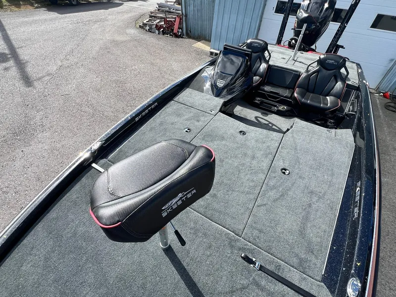 Slide: The Image of Skeeter ZXR21 2025 - 25