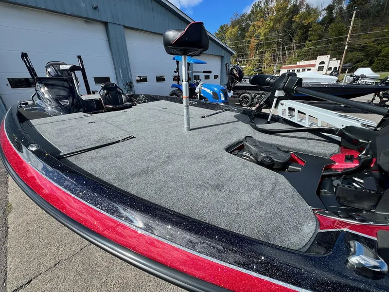 Slide: The Image of Skeeter ZXR21 2025 - 4