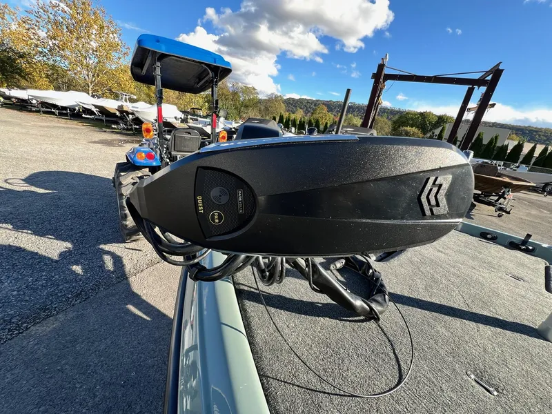 Slide: The Image of Skeeter FXR20 Apex 2025 - 34