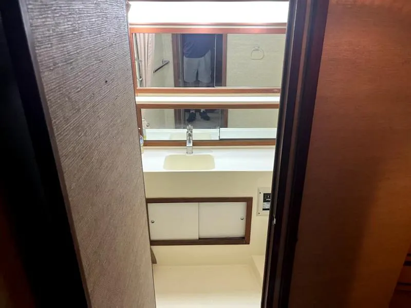 Slide: The Image of Bertram 42 Flybridge Motor Yacht 1986 - 12