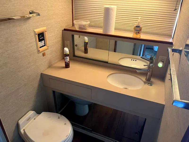 Slide: The Image of Bertram 42 Flybridge Motor Yacht 1986 - 32