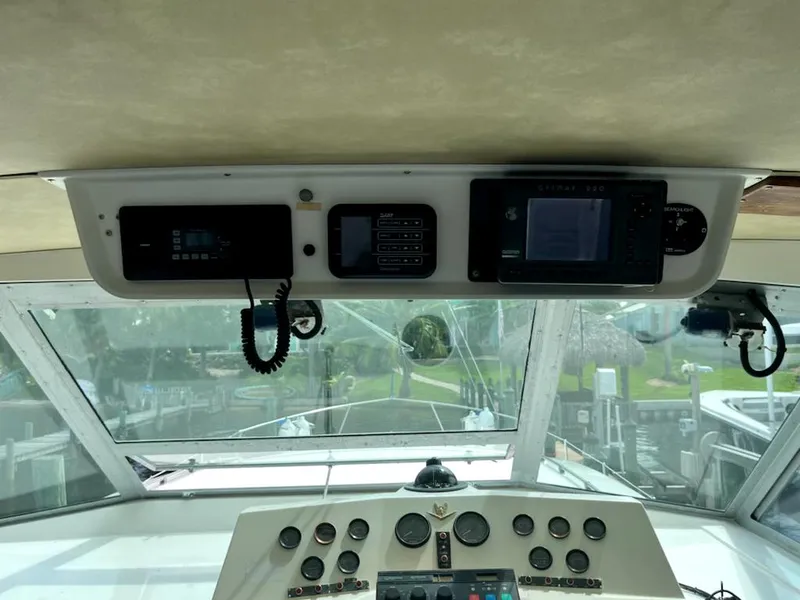 Slide: The Image of Bertram 42 Flybridge Motor Yacht 1986 - 38