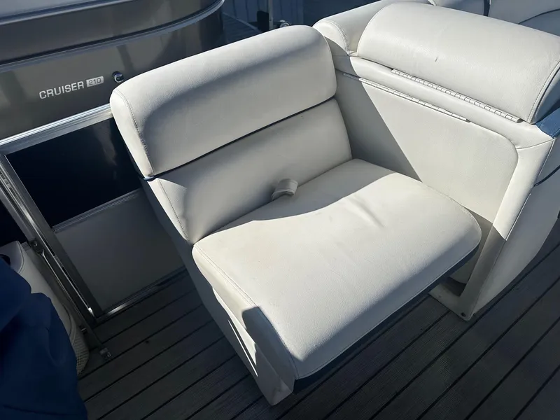 Slide: The Image of 2017 Berkshire 23SLX STS Entertainment boat seat on deck. - 9