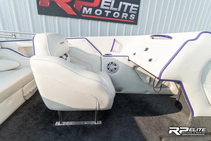 Slide: The Image of Eliminator 220 Eagle XP 2000 - 51