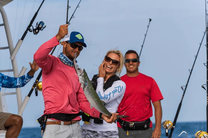 Slide: The Image of Boston Whaler 405 Conquest 2025 - 26