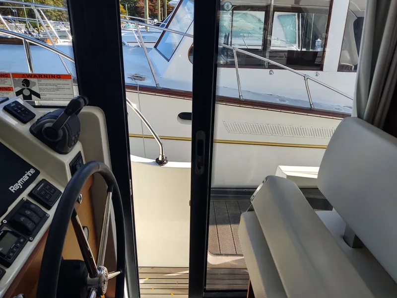 Slide: The Image of Lazybones Sliding glass door - 23