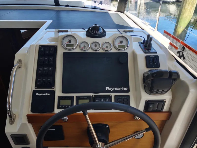 Slide: The Image of Lazybones Helm console  - 24