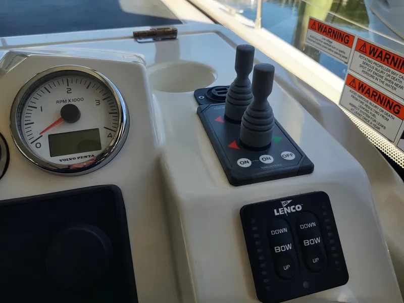 Slide: The Image of Lazybones Bow and Stern Thruser controls  - 25