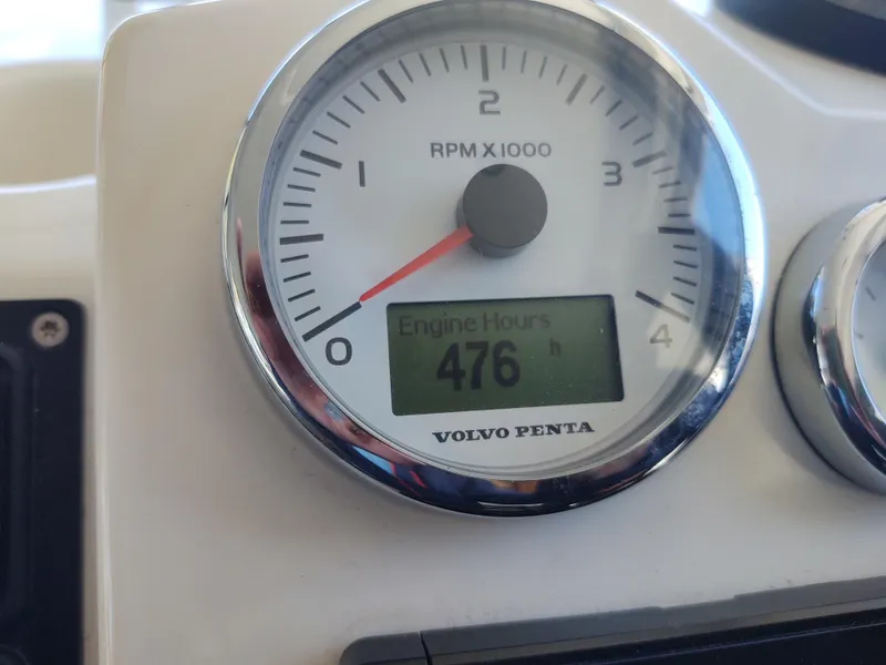 Slide: The Image of Lazybones Engine hours  - 29