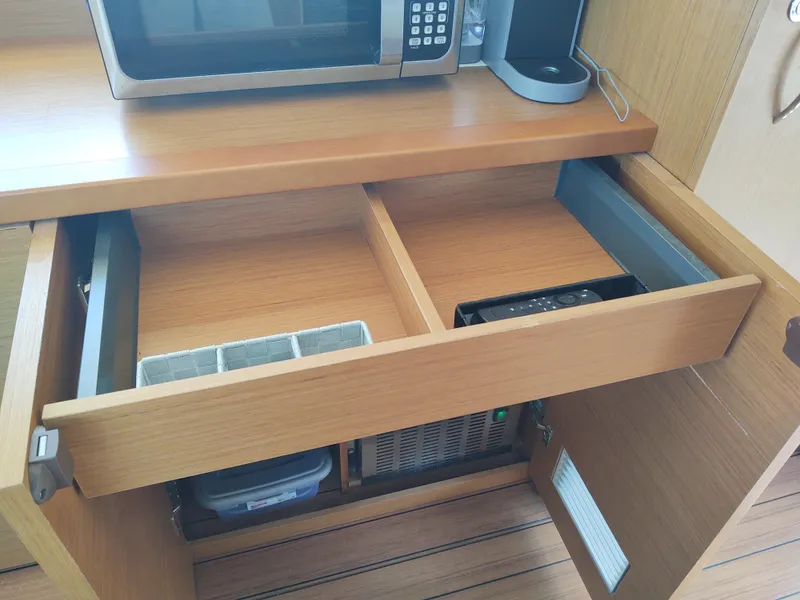 Slide: The Image of Lazybones Drawer - 31