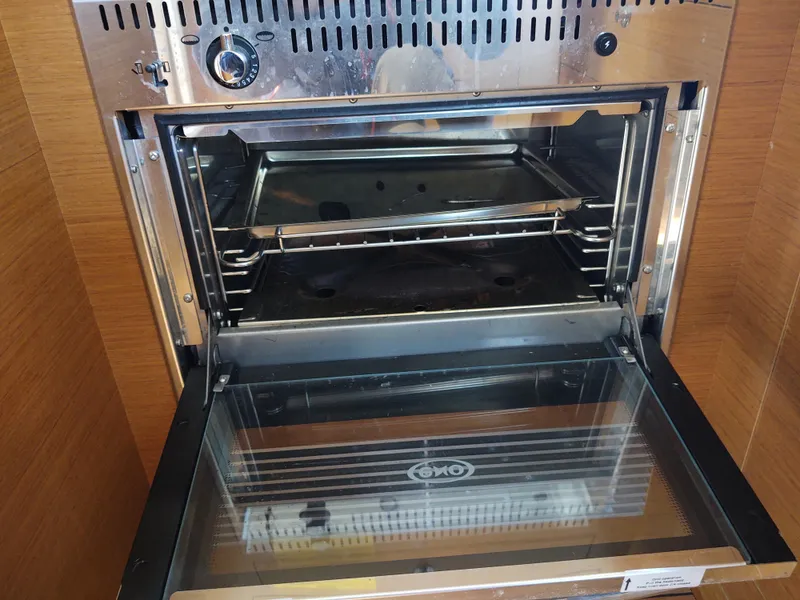 Slide: The Image of Lazybones Oven  - 38