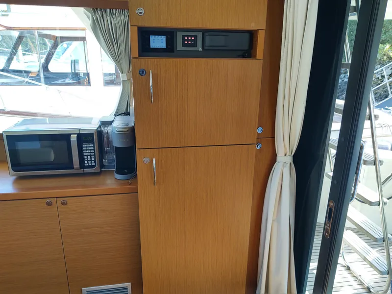 Slide: The Image of Lazybones Refrigerator and Freezer - 40