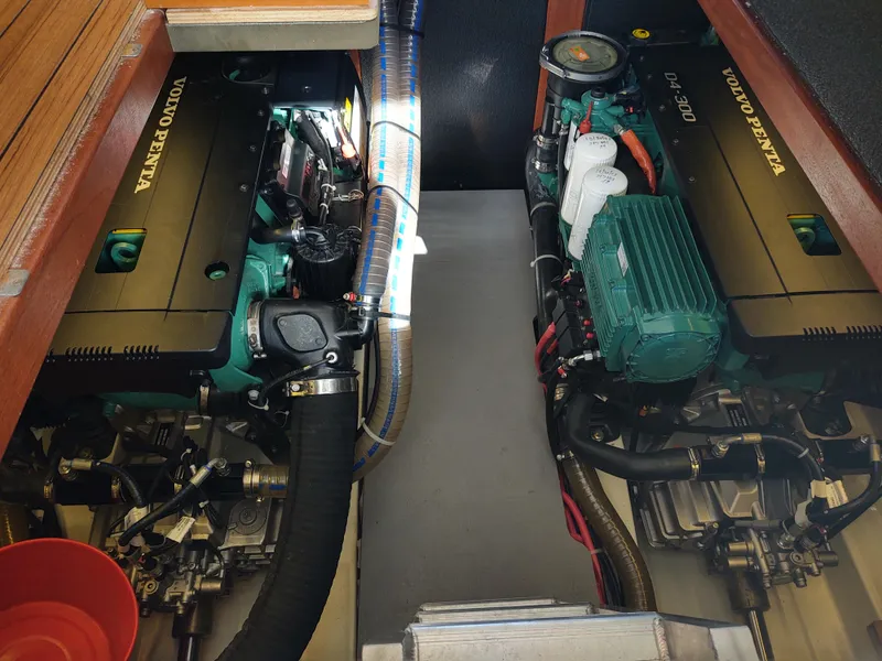 Slide: The Image of Lazybones Engine room  - 61