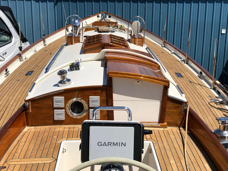 Slide: The Image of Deck view of 2010 Sparkman & Stephens S&S 45 yacht with Garmin navigation system. - 40