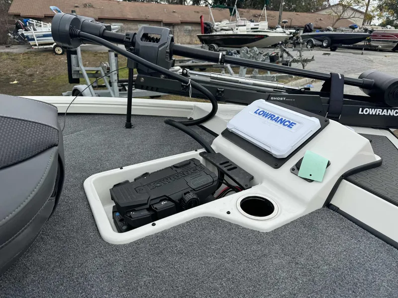 Slide: The Image of Ranger ALPHA 208 boat deck with Lowrance equipment, 2025 model, featuring advanced navigation technology. - 8