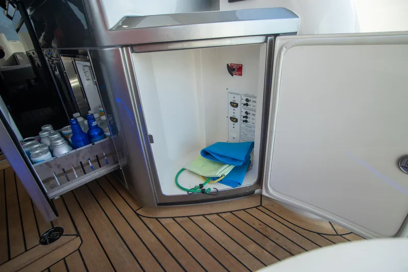 Slide: The Image of Riviera 4600 SY 2024 - 64