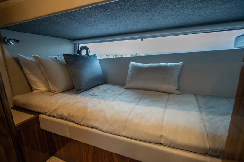 Slide: The Image of Riviera 4600 SY 2024 - 66