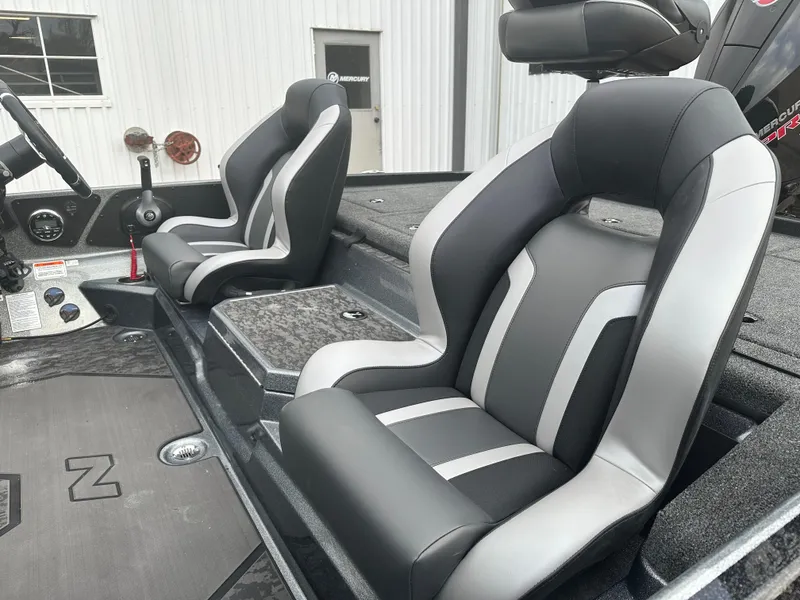 Slide: The Image of 2025 Nitro Z21 XL Pro boat interior with sleek, modern seating design. - 6