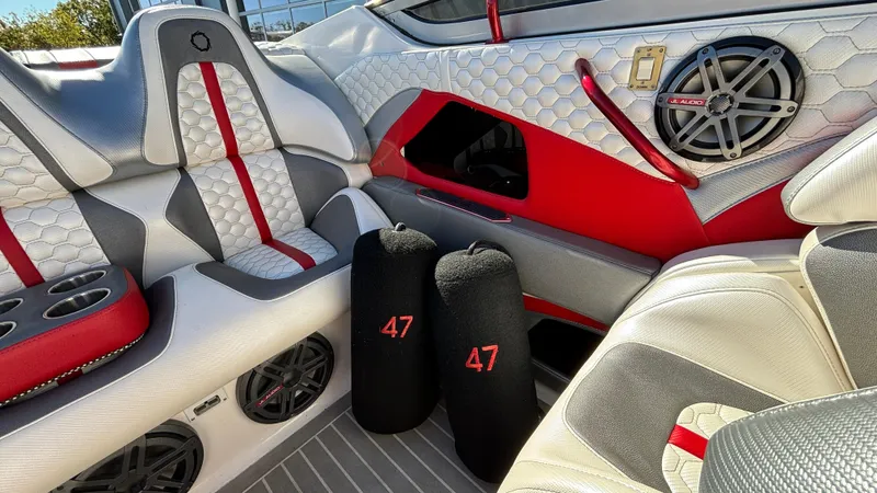 Slide: The Image of Interior of 2008 Fountain 47 Lightning boat with stylish seating and audio system. - 22