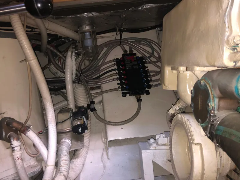 Slide: The Image of Matthews Custom Pilothouse Motor Yacht 1971 - 50