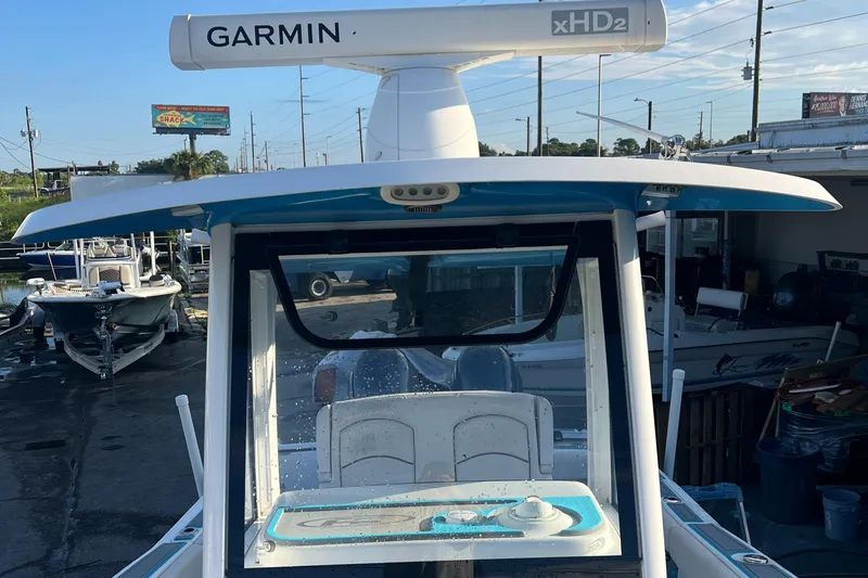 Slide: The Image of 2020 Sea Hunt Gamefish 25 with Garmin xHD2 radar, docked at marina. - 5