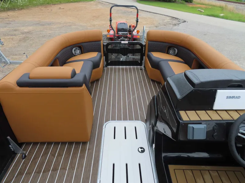 Slide: The Image of Premier 230 Solaris RF 2026 - 12