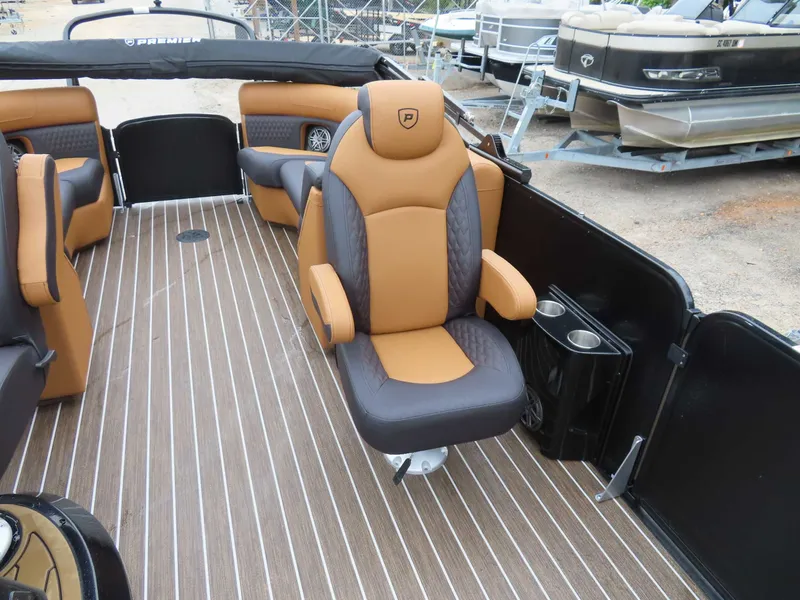 Slide: The Image of Premier 230 Solaris RF 2026 - 13