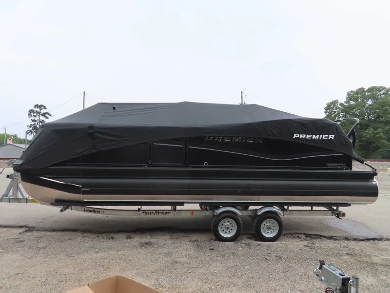 Slide: The Image of Premier 230 Solaris RF 2026 - 29