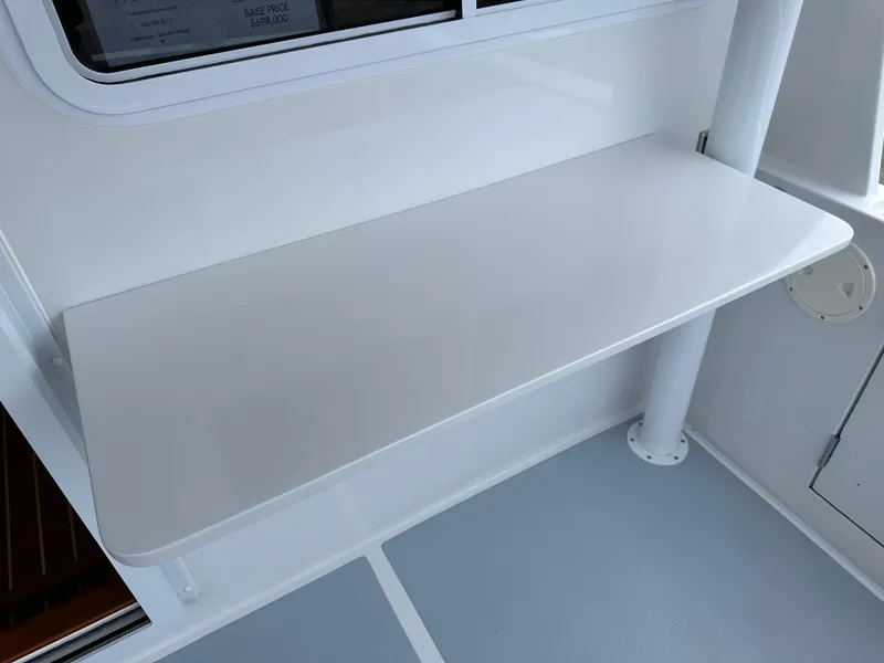 Slide: The Image of Helmsman Trawlers 43E PILOTHOUSE 2023 - 58