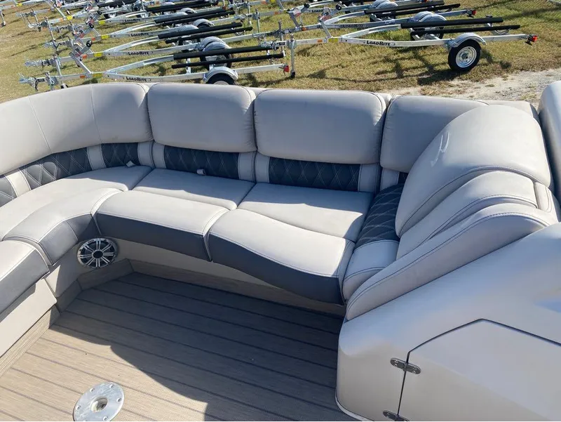 Slide: The Image of Bennington 25 RBR 2019 - 12