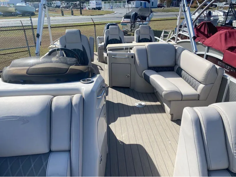 Slide: The Image of Bennington 25 RBR 2019 - 15