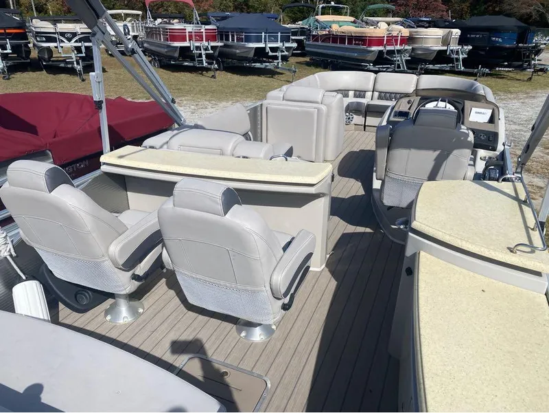 Slide: The Image of Bennington 25 RBR 2019 - 6