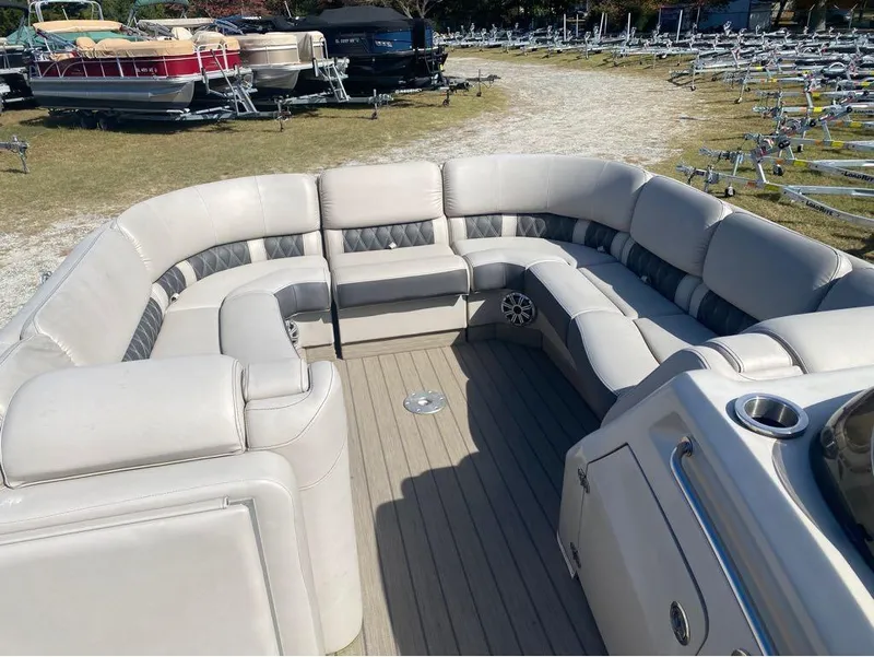 Slide: The Image of Bennington 25 RBR 2019 - 9