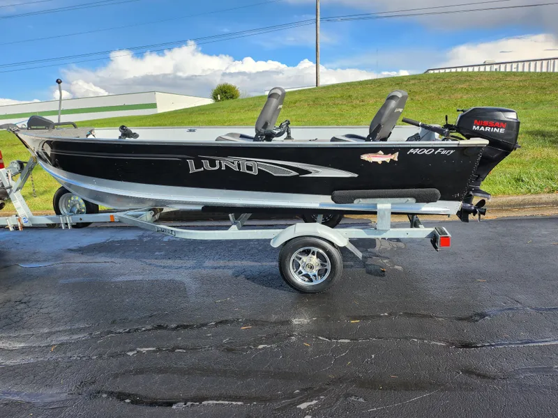 Slide: The Image of Lund 1400 Fury Tiller 2018 - 4