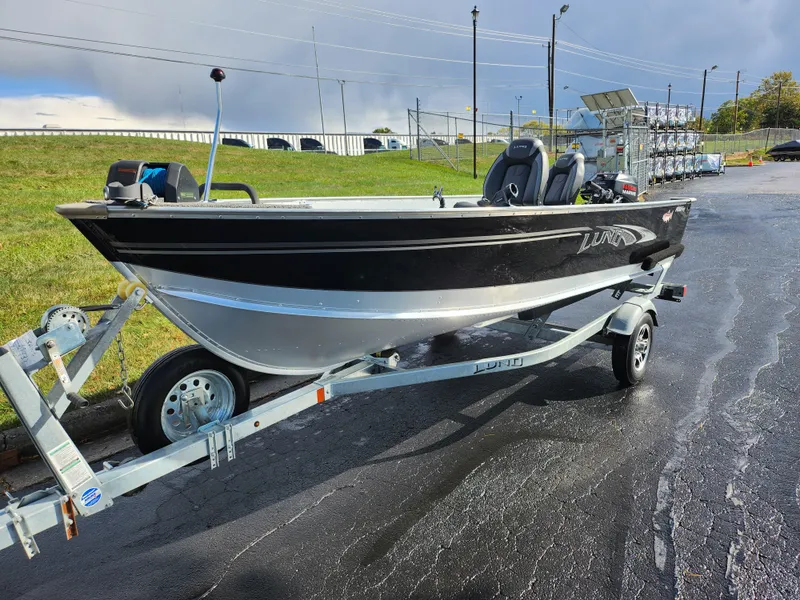 Slide: The Image of Lund 1400 Fury Tiller 2018 - 5